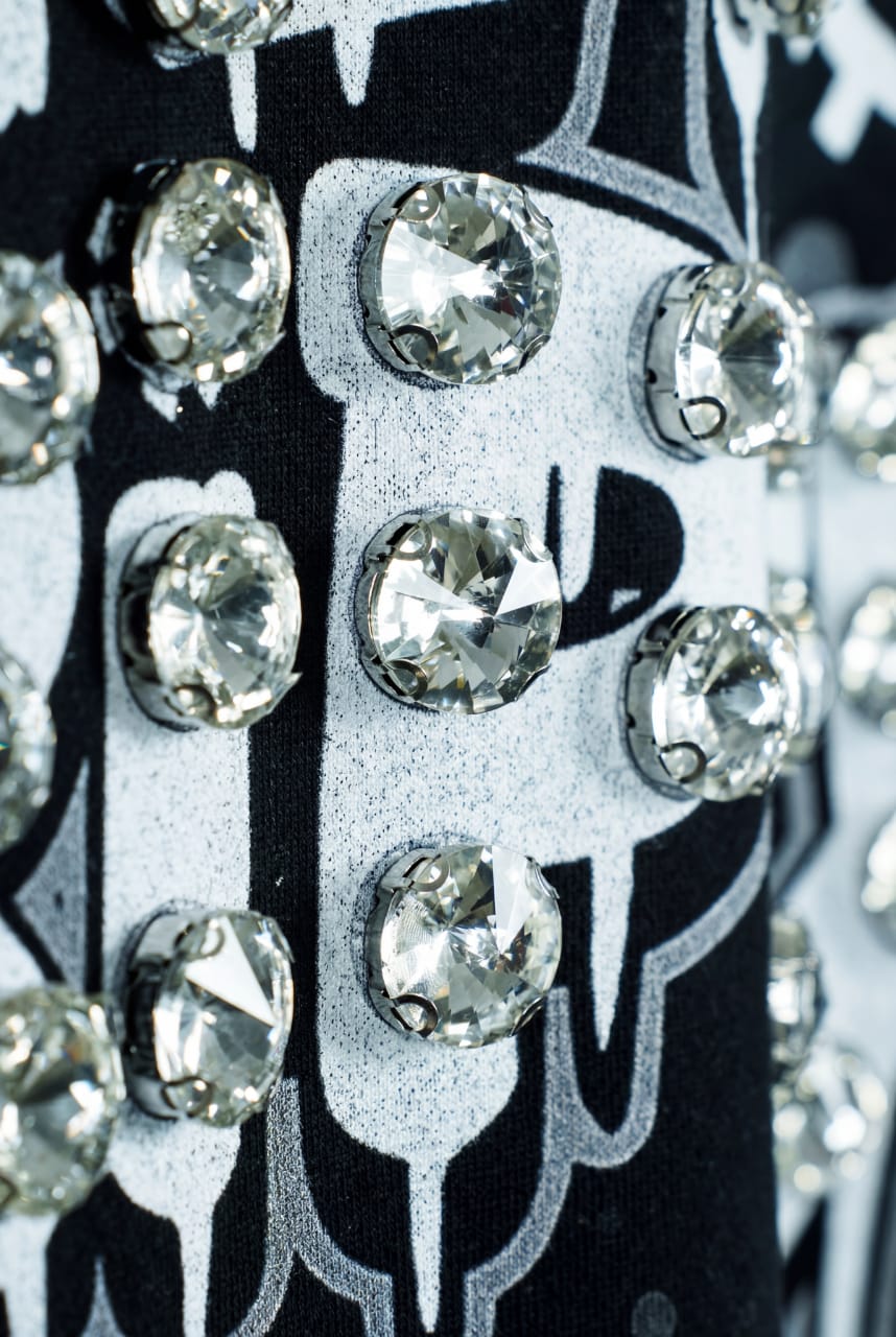 Detail: rhinestones